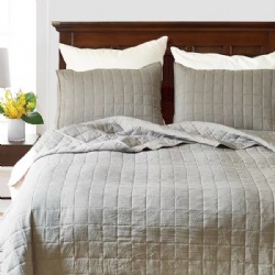solid quilt set